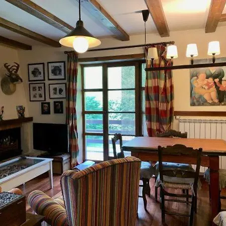 Escapatt Benasque Appartement Buitenkant foto